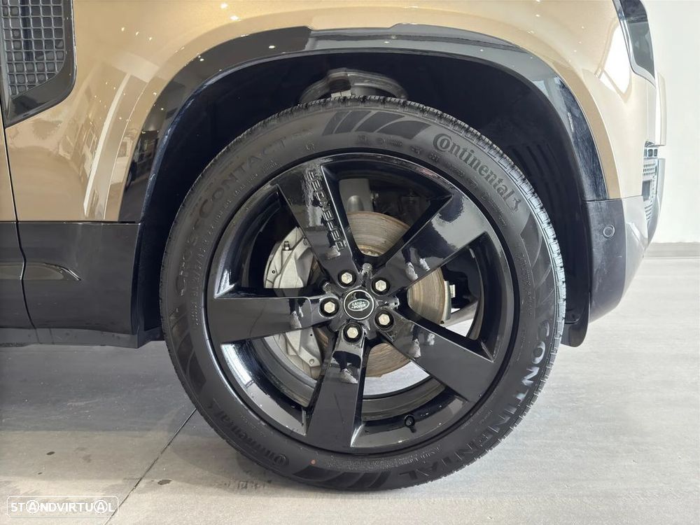 Land Rover Defender 2.0 P300e 110 AWD X-Dynamic SE - 10