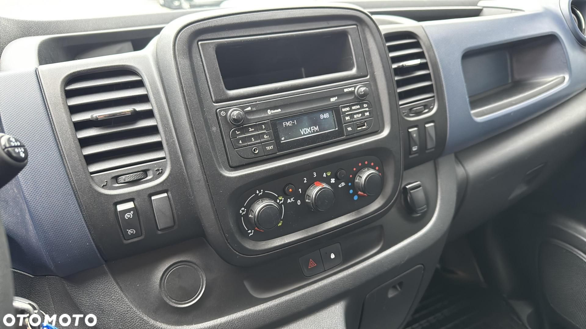 Opel vivaro - 18