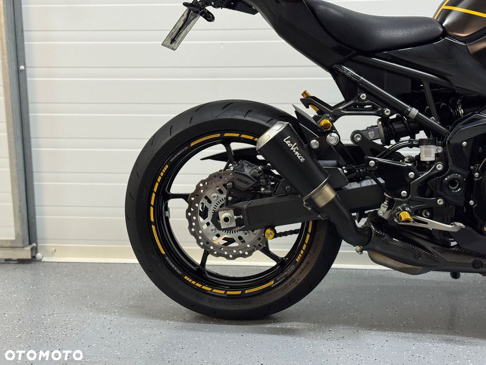 Kawasaki Z - 5