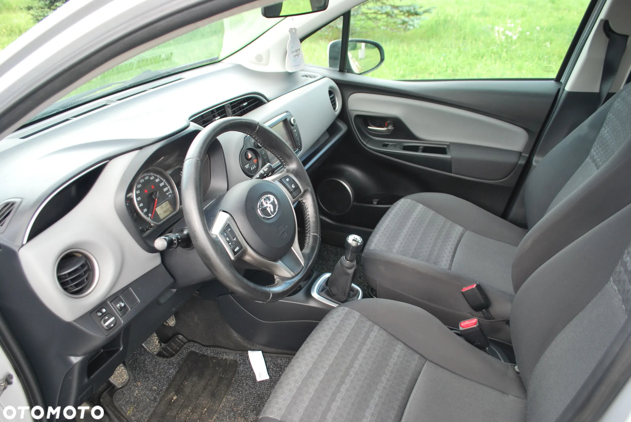 Toyota Yaris - 5
