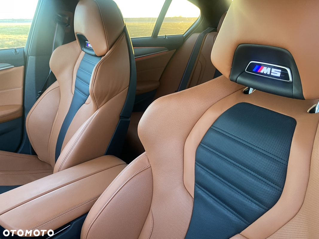 BMW M5 Competition - 19