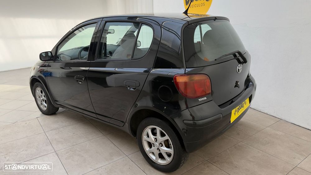 Toyota Yaris 1.0 Sol AC - 5