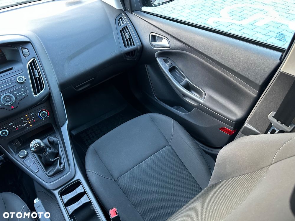 Ford Focus 1.6 Gold X (Trend) - 13