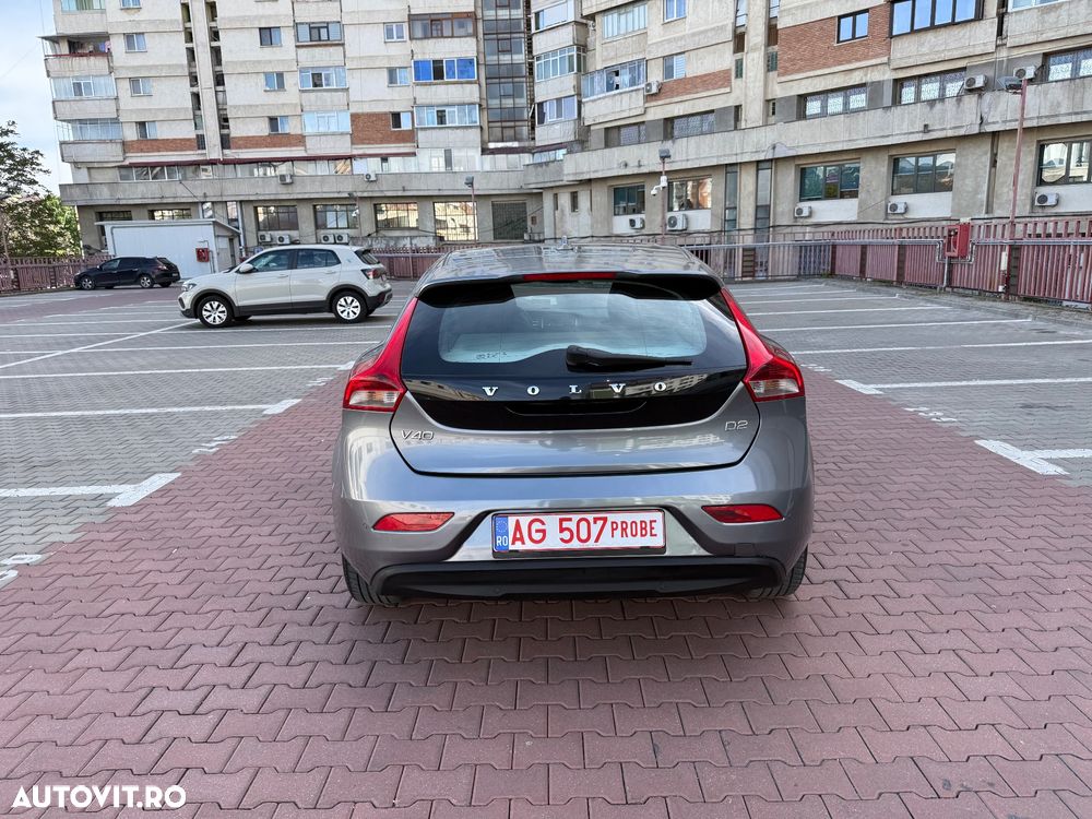 Volvo V40 D2 Powershift Momentum - 12