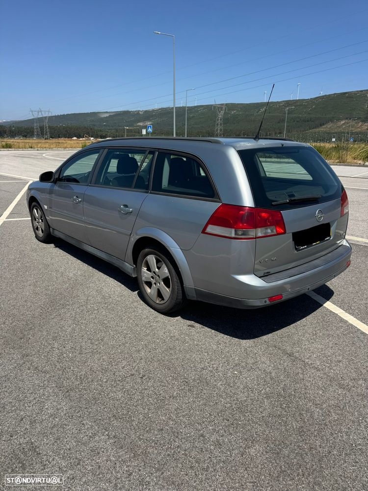 Opel Vectra 1.9 CDTi Executive - 4