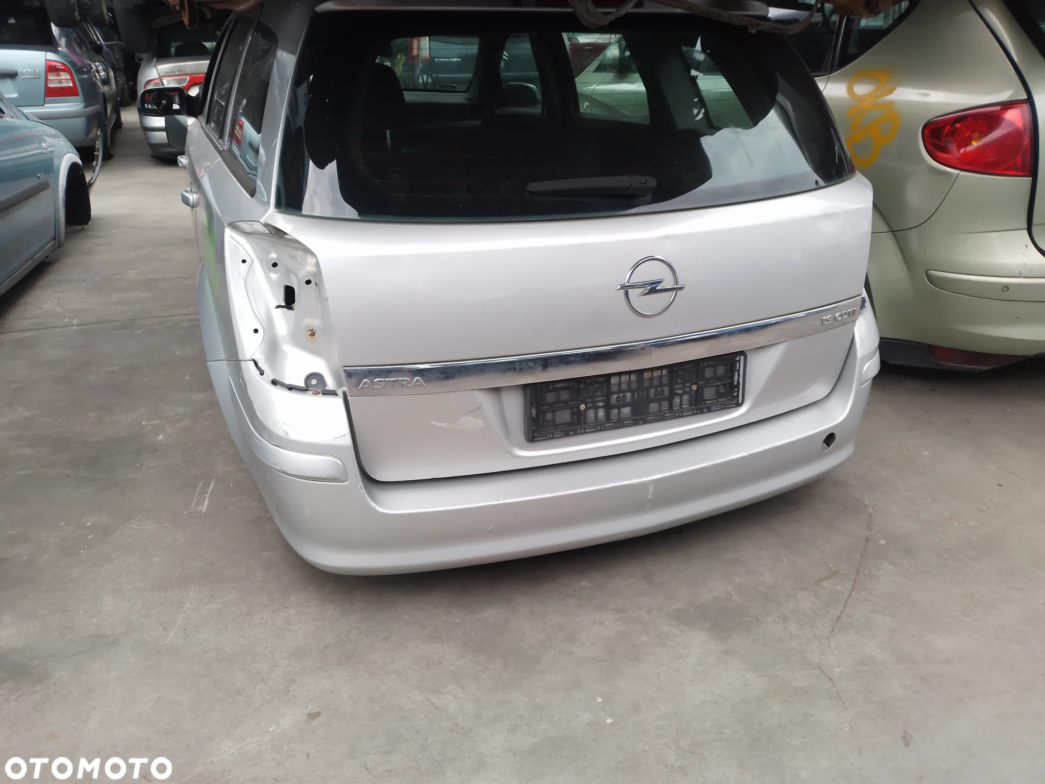 OPEL ASTRA H III 1.9 CDTI 06-10 LIFT KLAPKA WLEWU PALIWA  Z157 - 8