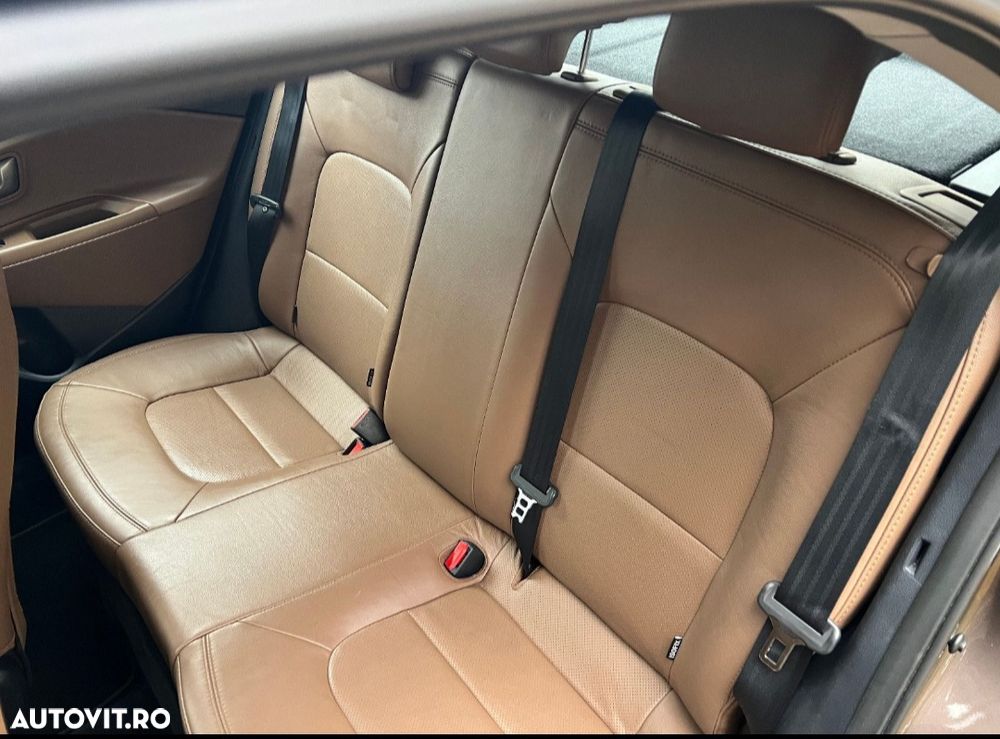 Kia Rio 1.4 Fifa World Cup Edition - 13