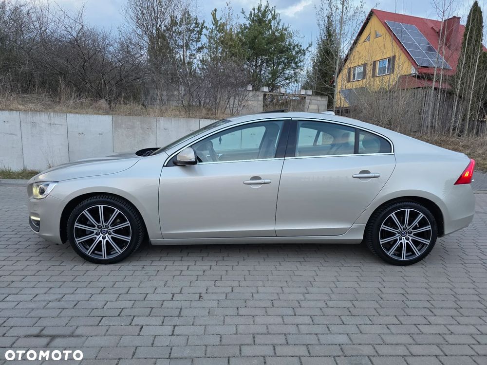 Volvo S60 D4 Geartronic Summum - 9
