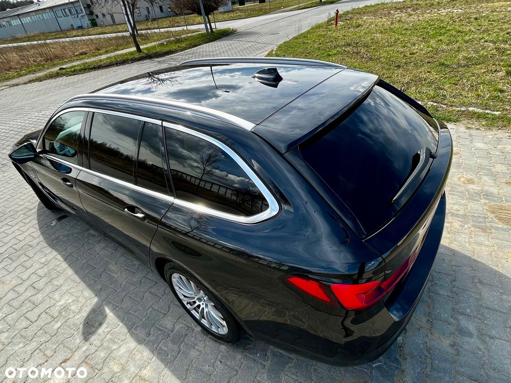 BMW Seria 5 ver-530e - 8