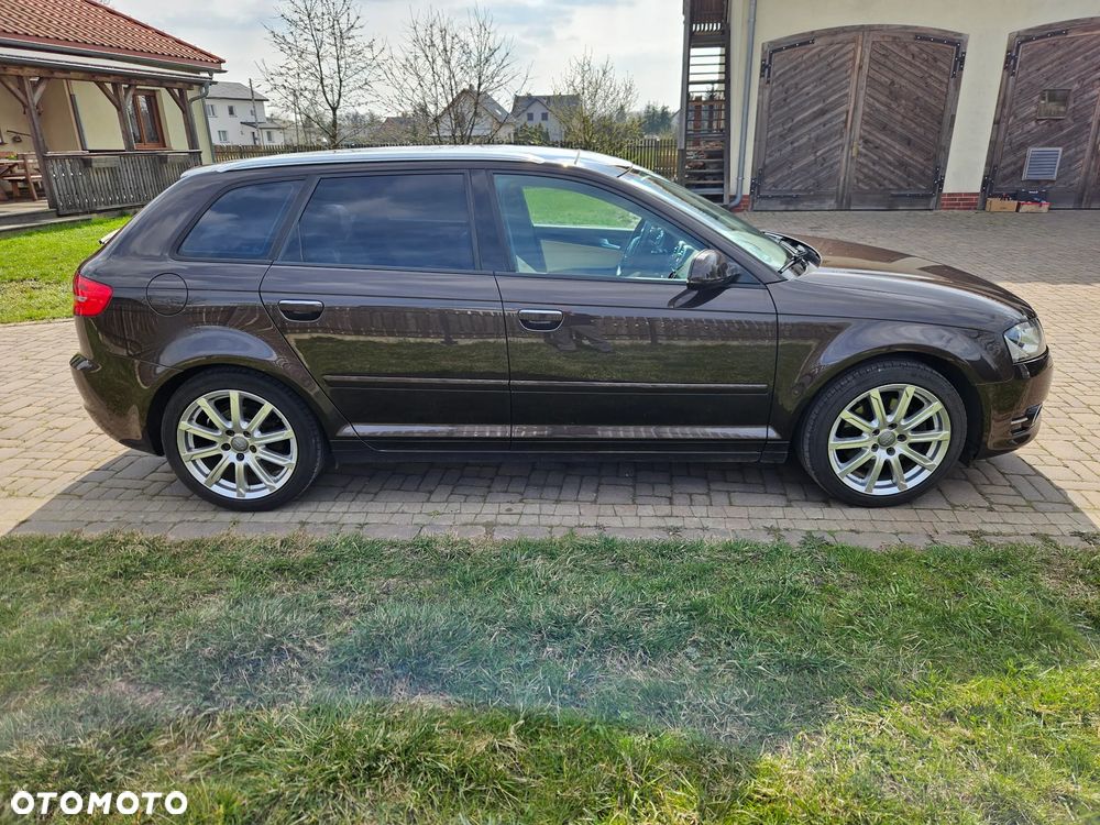 Audi A3 Sportback 2.0 TDI quattro Ambiente - 5