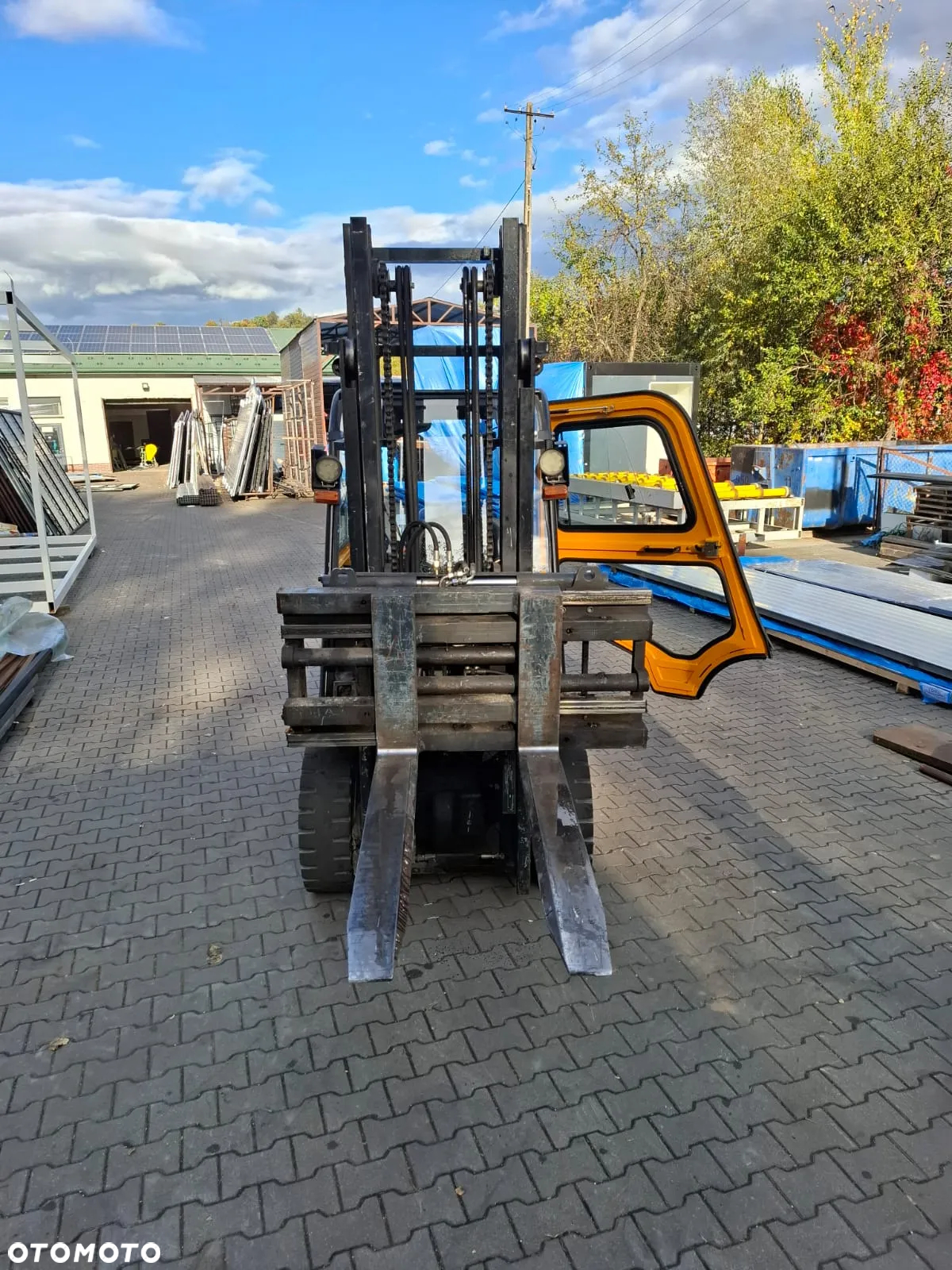 Inny Blachdeker Nissan FG 35 - 9