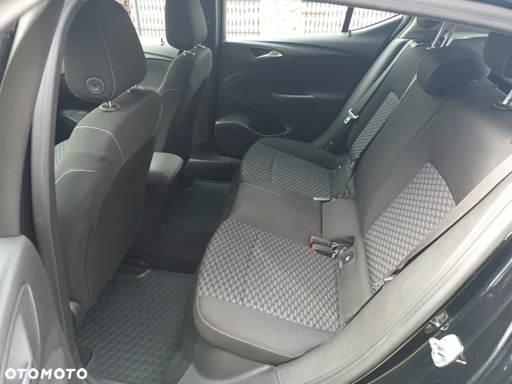 Opel Astra 1.4 T Enjoy - 21