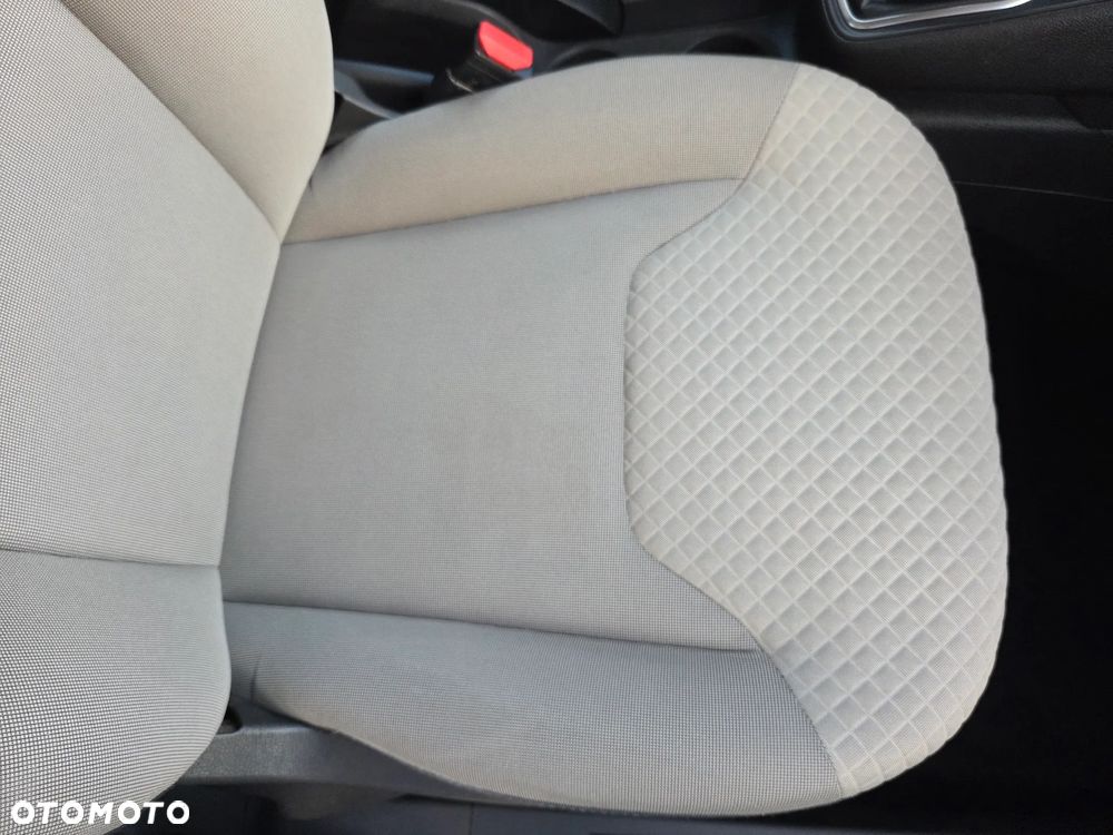 Ford Tourneo Courier ver-1-5-tdci-trend - 13