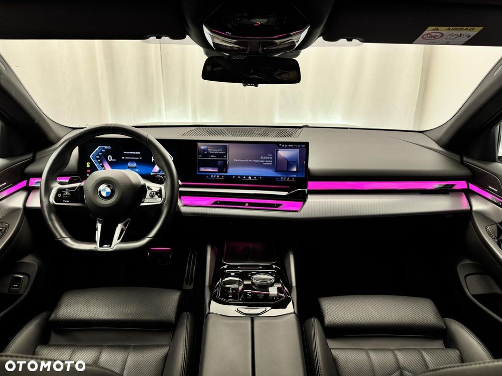 BMW Seria 5 - 23