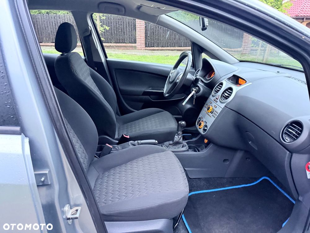 Opel Corsa - 16