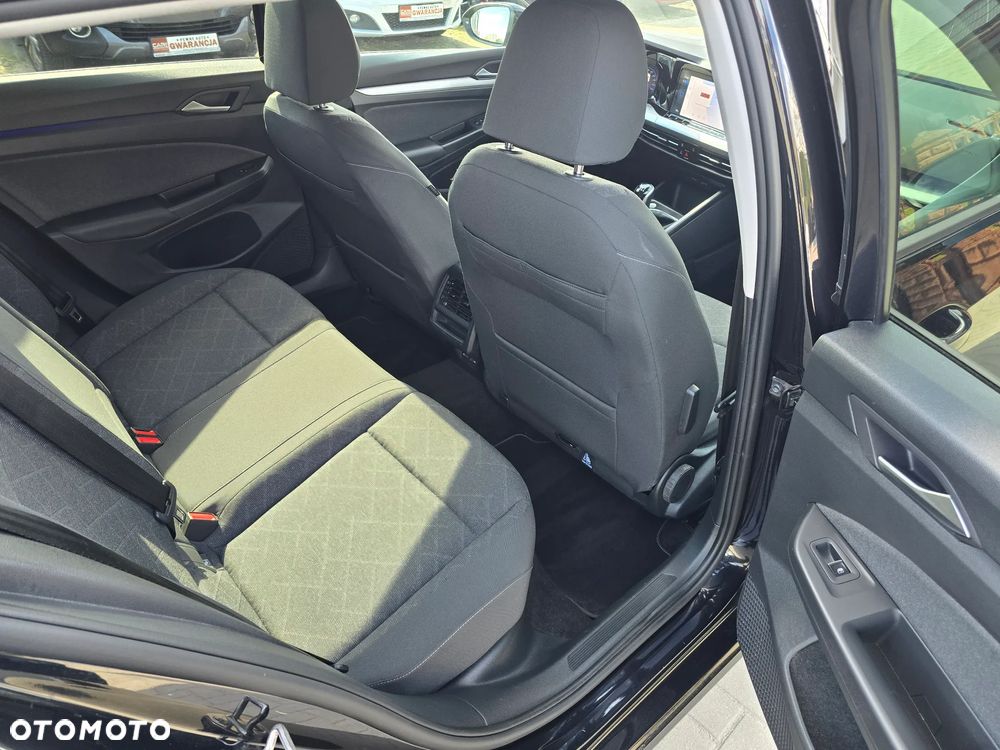 Volkswagen Golf - 10