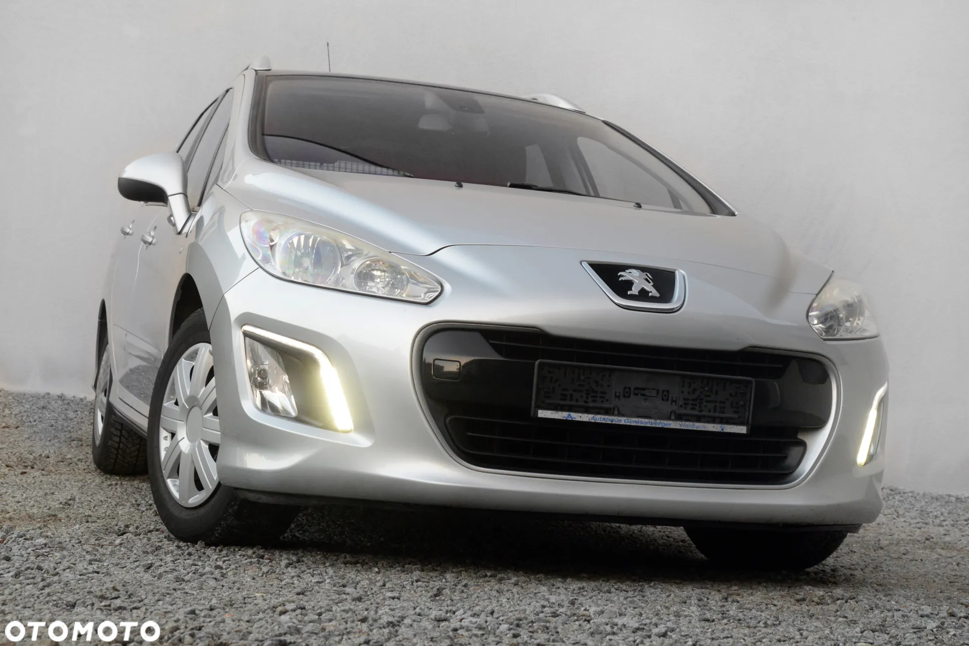 Peugeot 308 SW BlueHDi 120 EAT6 Stop & Start Active Business-Paket - 11