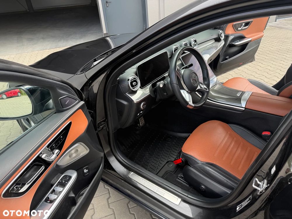 Mercedes-Benz Klasa C 220 d mHEV 4-Matic All-Terrain Avantgarde - 3