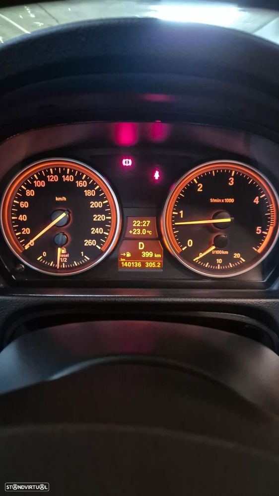 BMW 320 d Auto - 29
