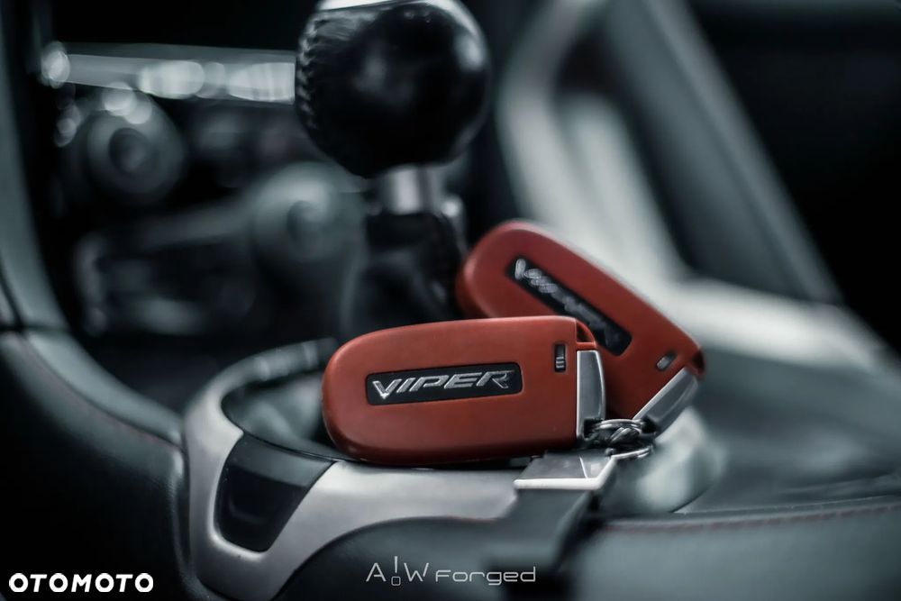 Dodge Viper - 34
