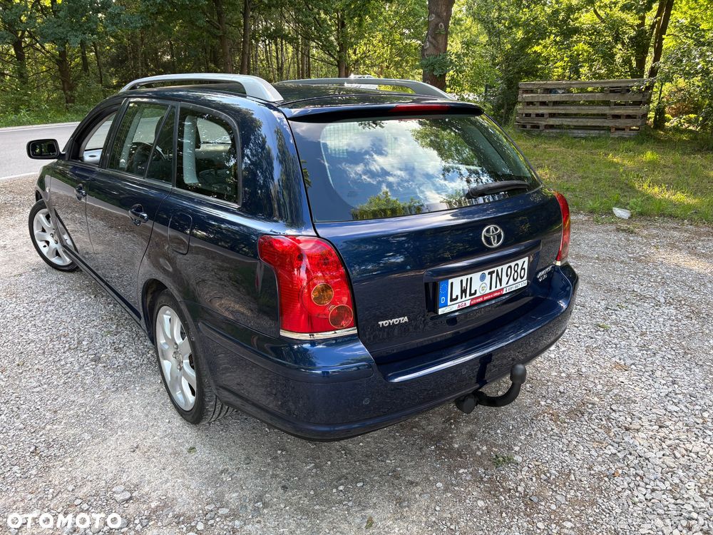 Toyota Avensis 2.0 VVT-i Edition - 14