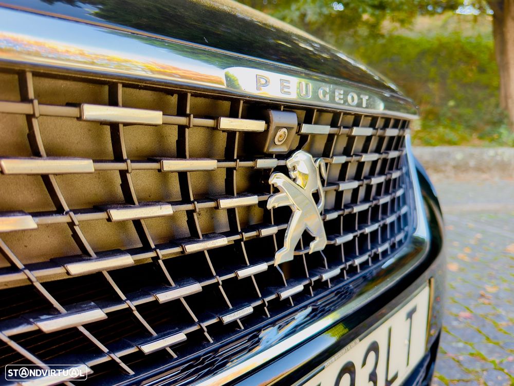 Peugeot 3008 BlueHDi 130 Stop & Start Allure Pack - 11