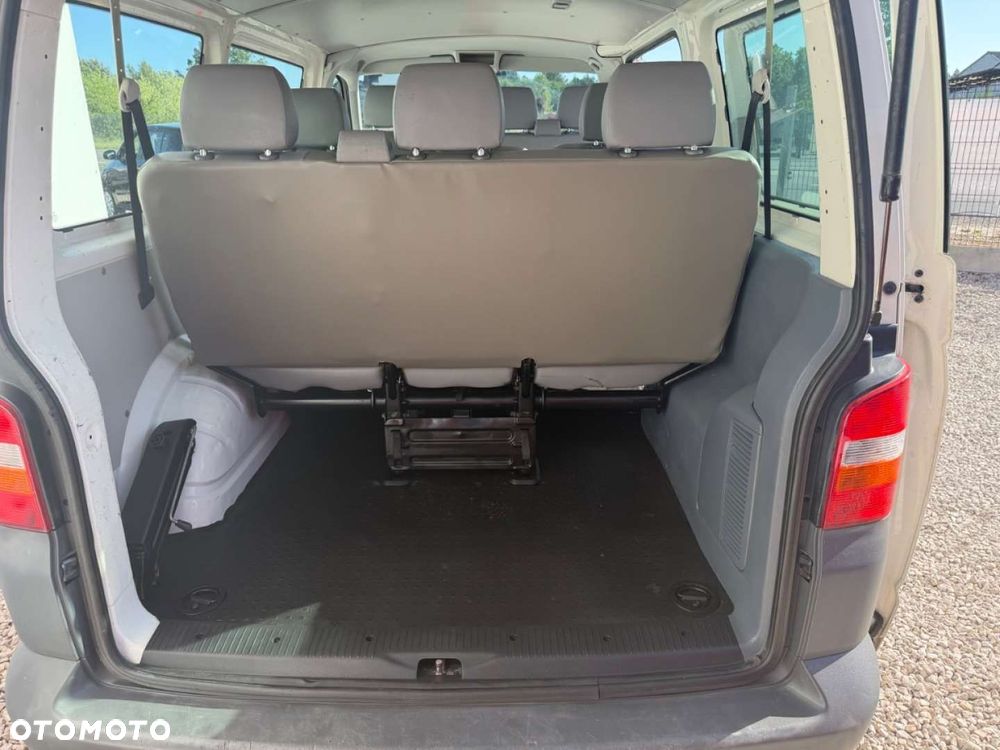 Volkswagen Transporter - 25