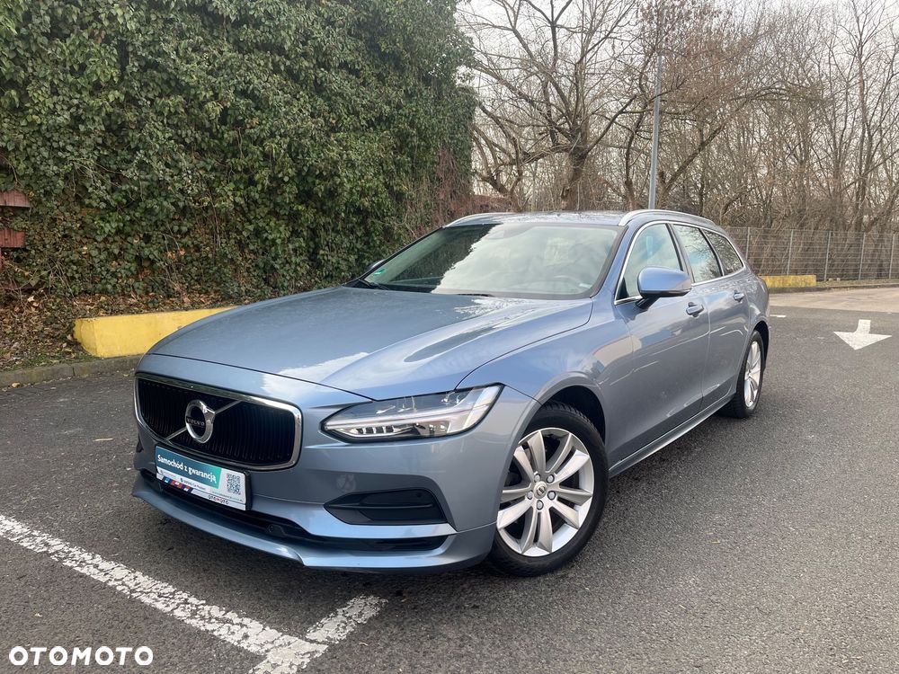Volvo V90 D4 SCR Momentum Pro - 4