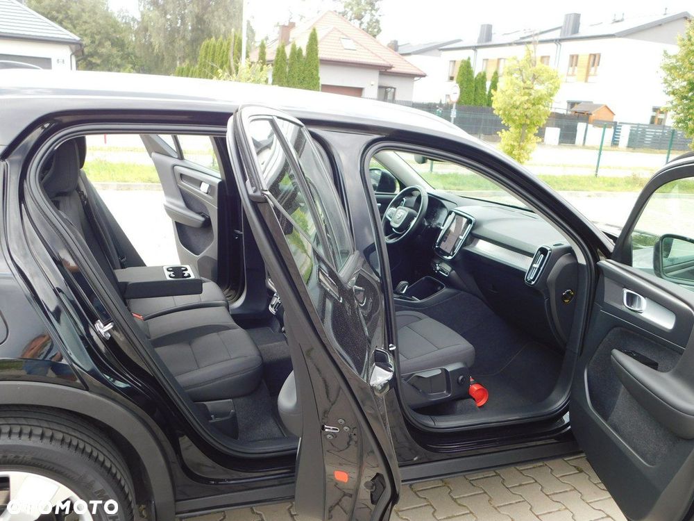 Volvo XC 40 D3 Momentum Pro - 9