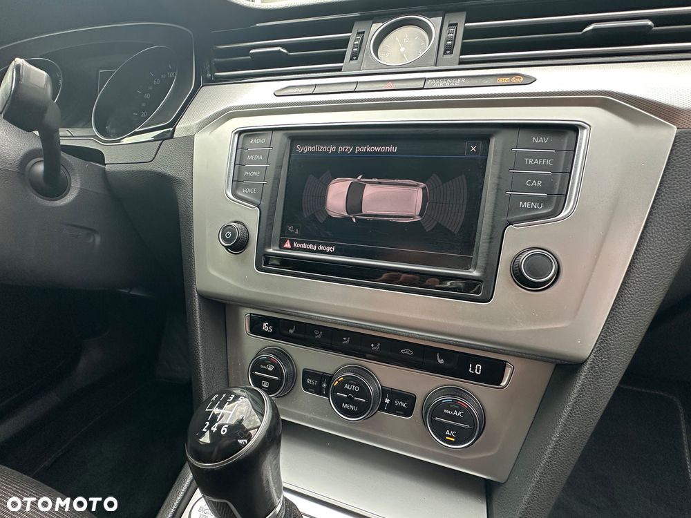 Volkswagen Passat Variant - 14