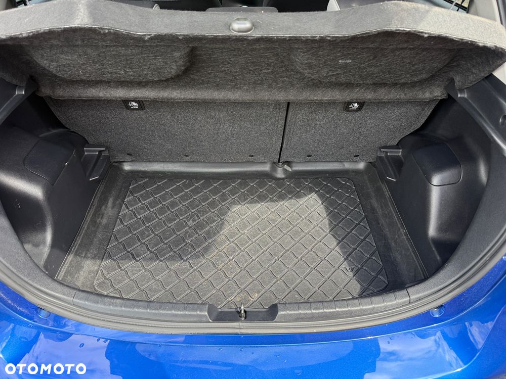 Toyota Yaris 1.5 20th Anniversary - 14