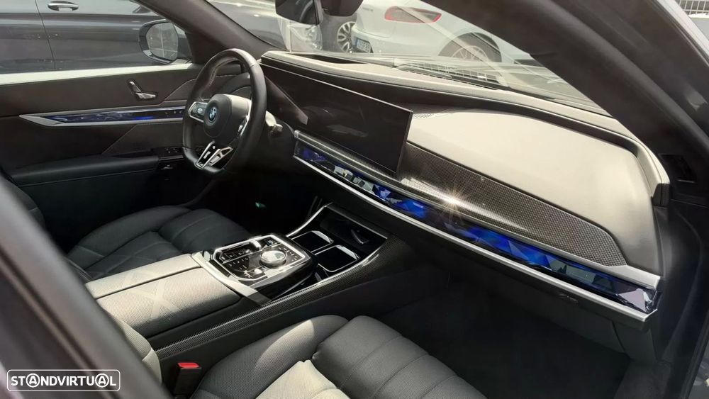 BMW i7 xDrive60 Pack Desportivo M Pro - 22