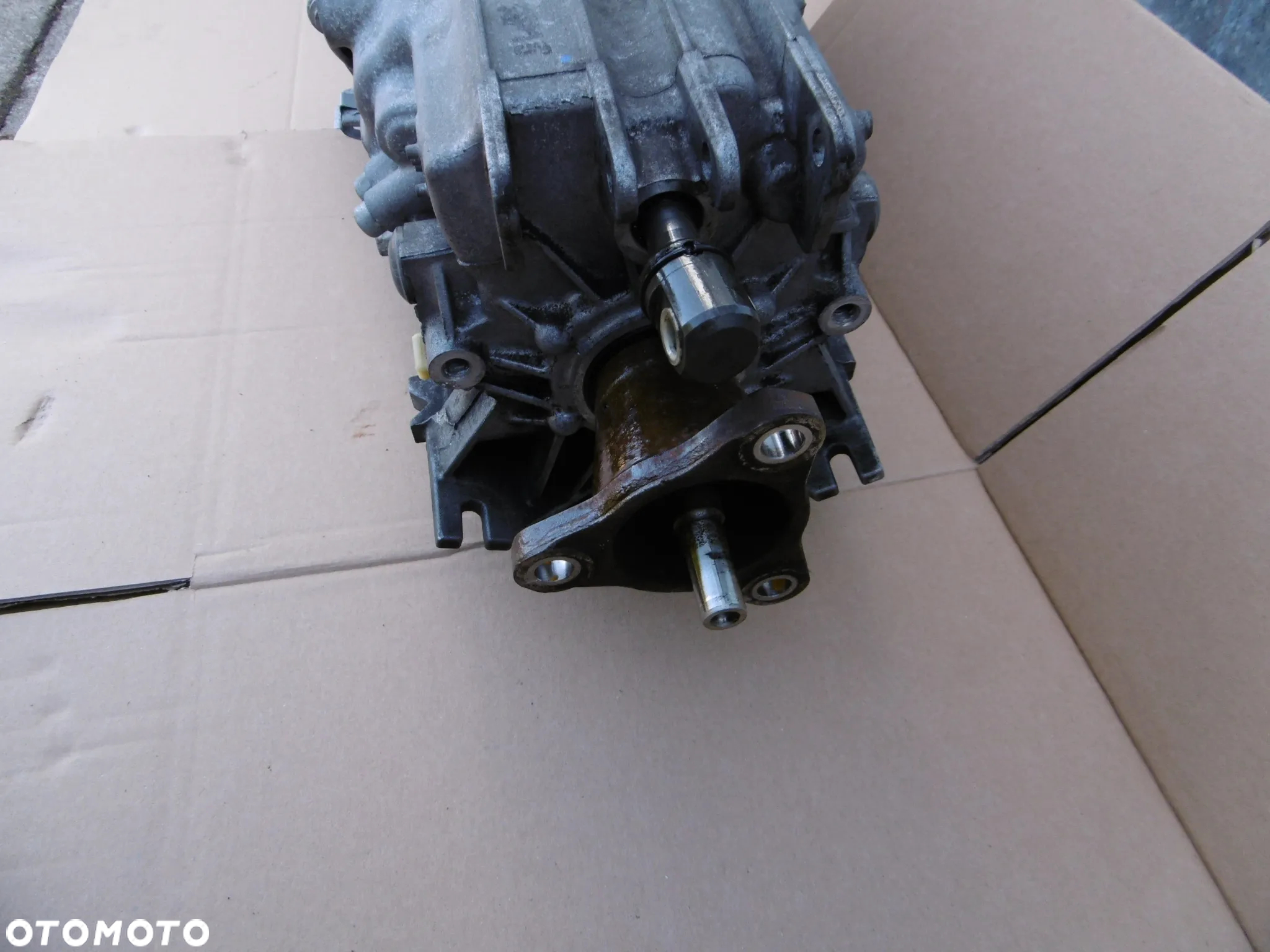 Skrzynia biegów bmw e90 e91 e92 e93 e60 e61 525i 323i 325i 2.5 3.0 n52 n53 - 6