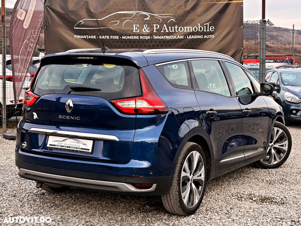 Renault Grand Scenic - 12