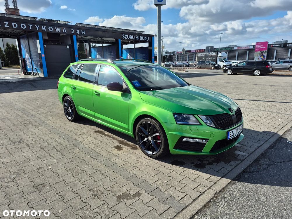 Skoda Octavia 2.0 TDI RS DSG - 22