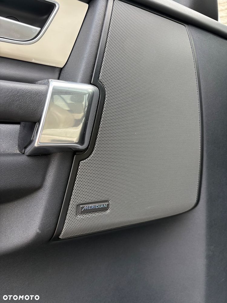 Land Rover Discovery IV 3.0 SD V6 HSE - 14