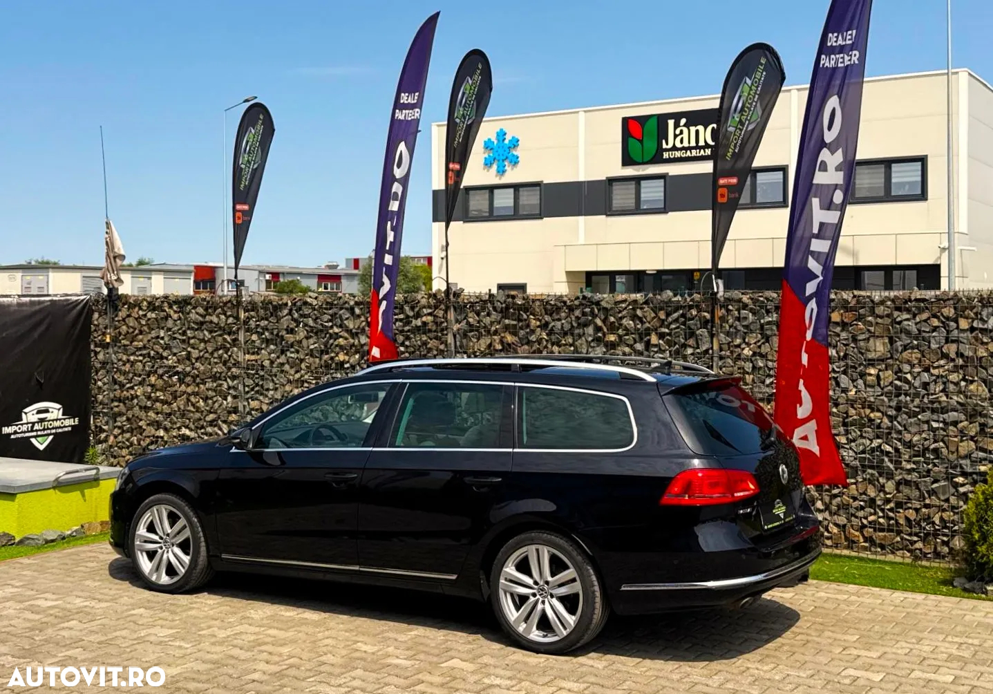 Volkswagen Passat Variant 2.0 TDI BlueMotion Technology Exclusive - 15