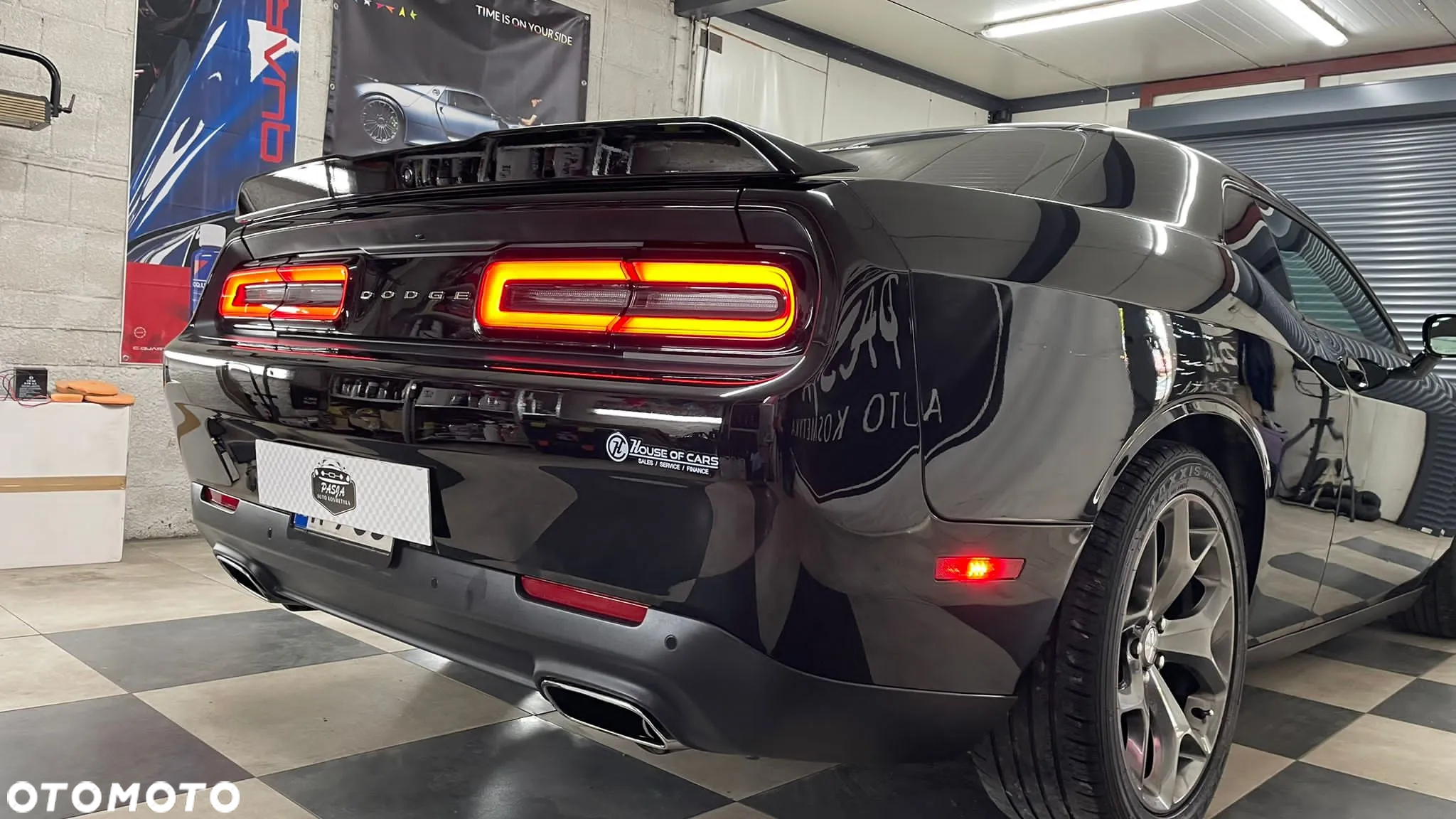 Dodge Challenger Automatik SXT Plus - 2