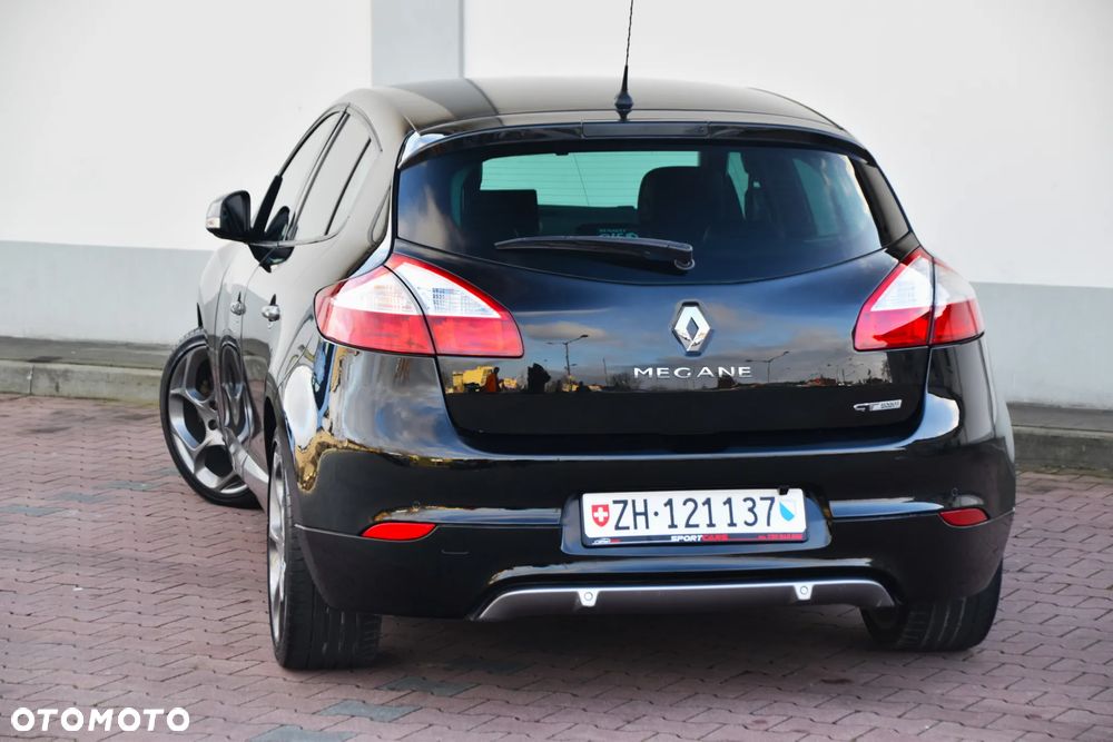Renault Megane TCe 180 GT - 36