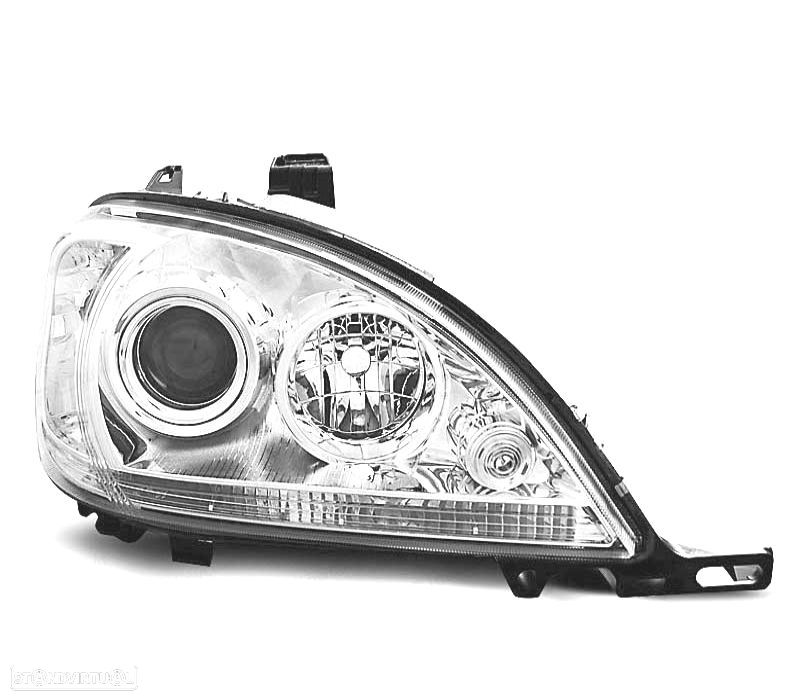 FARÓIS MERCEDES CLASSE ML W163 98-01 FUNDO CROMADO - 2