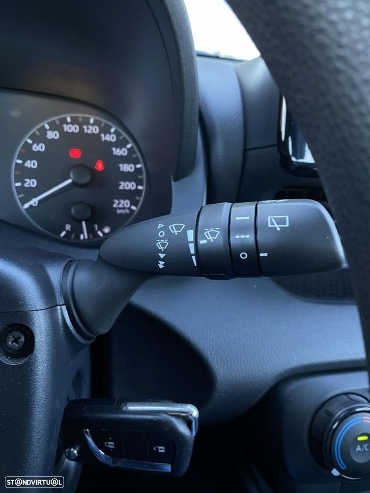 Toyota Yaris 1.0 VVT-i Comfort - 27