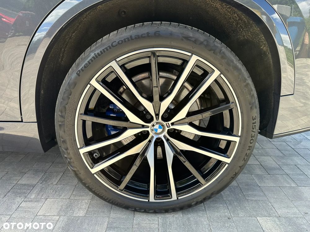 BMW X5 xDrive50i Sport-Aut - 32