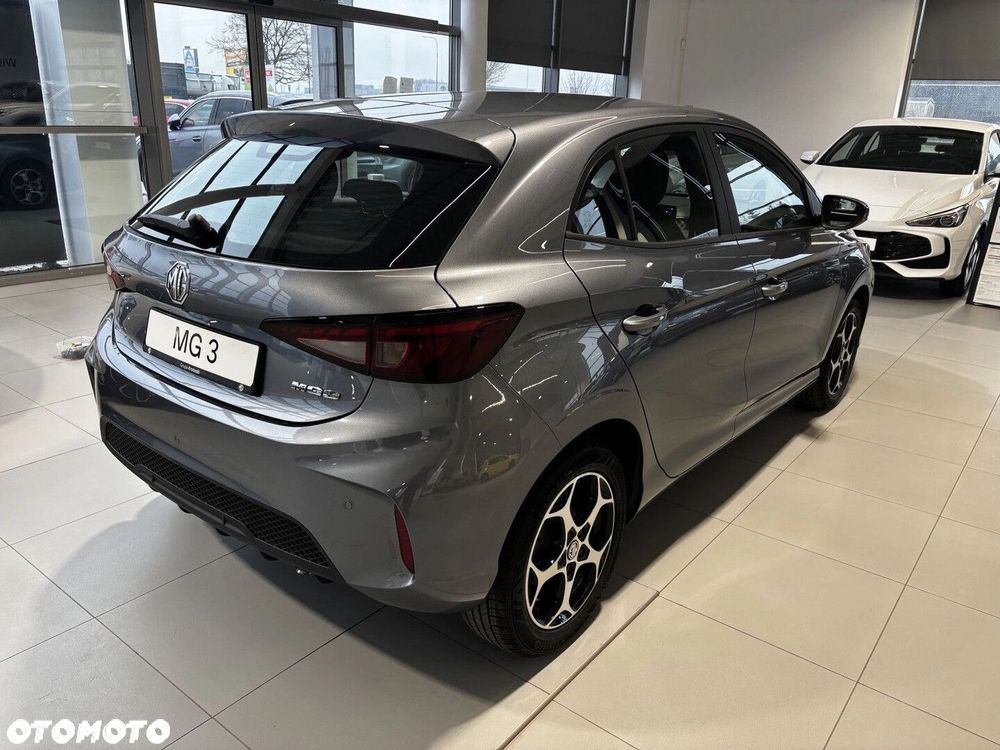 MG MG3 - 3