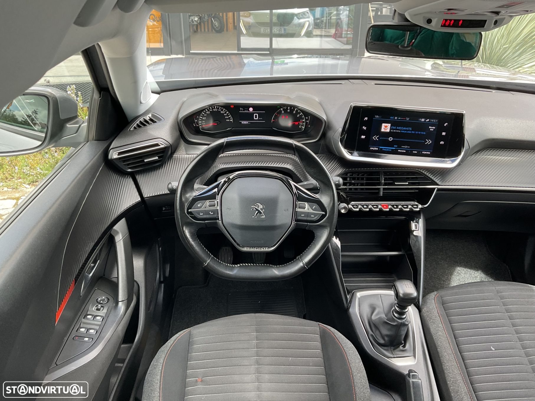 Peugeot 2008 1.2 PureTech Active Pack - 33