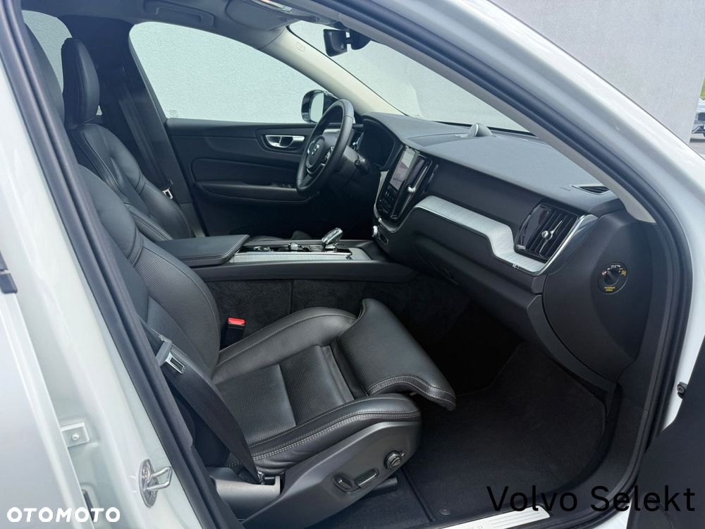 Volvo XC 60 - 35