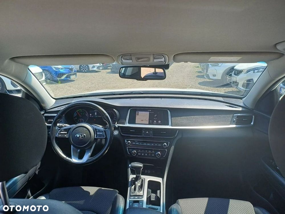 Kia Optima Sportagon 2.0 GDI Attract - 28