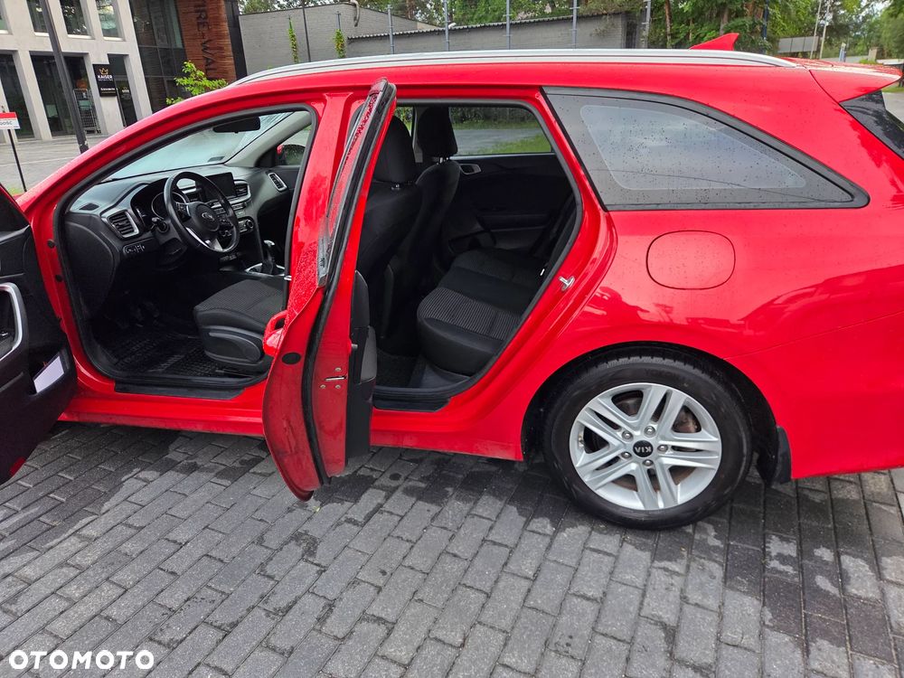 Kia Ceed - 19