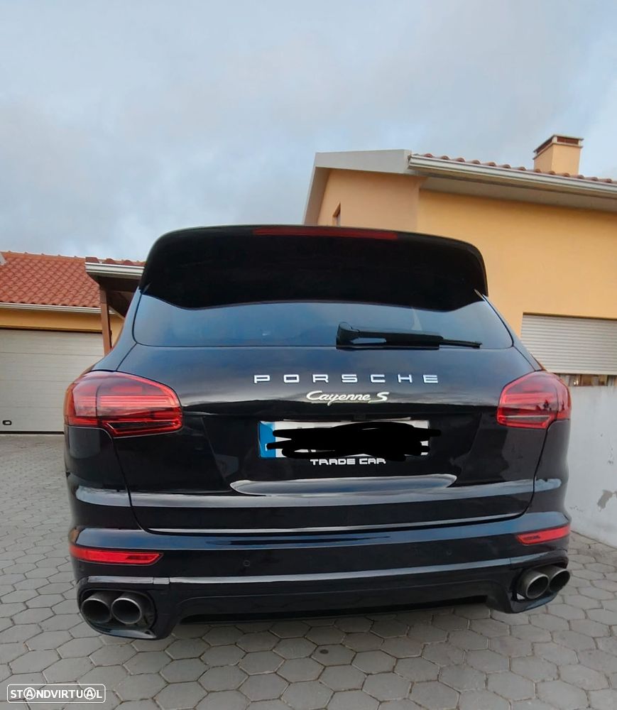 Porsche Cayenne Tiptronic S - 4