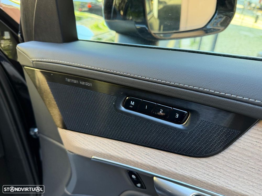 Volvo XC 90 T8 AWD Ultra Black Edition - 29