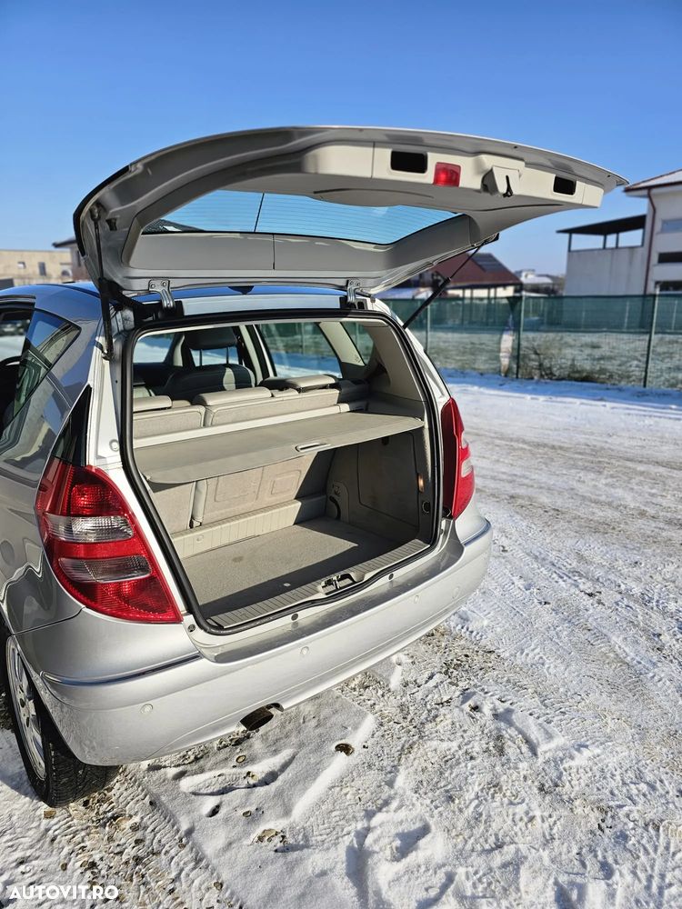 Mercedes-Benz A 170 Autotronic Elegance Grand Edition - 6